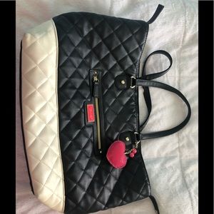 Betsy Johnson bucket type bag